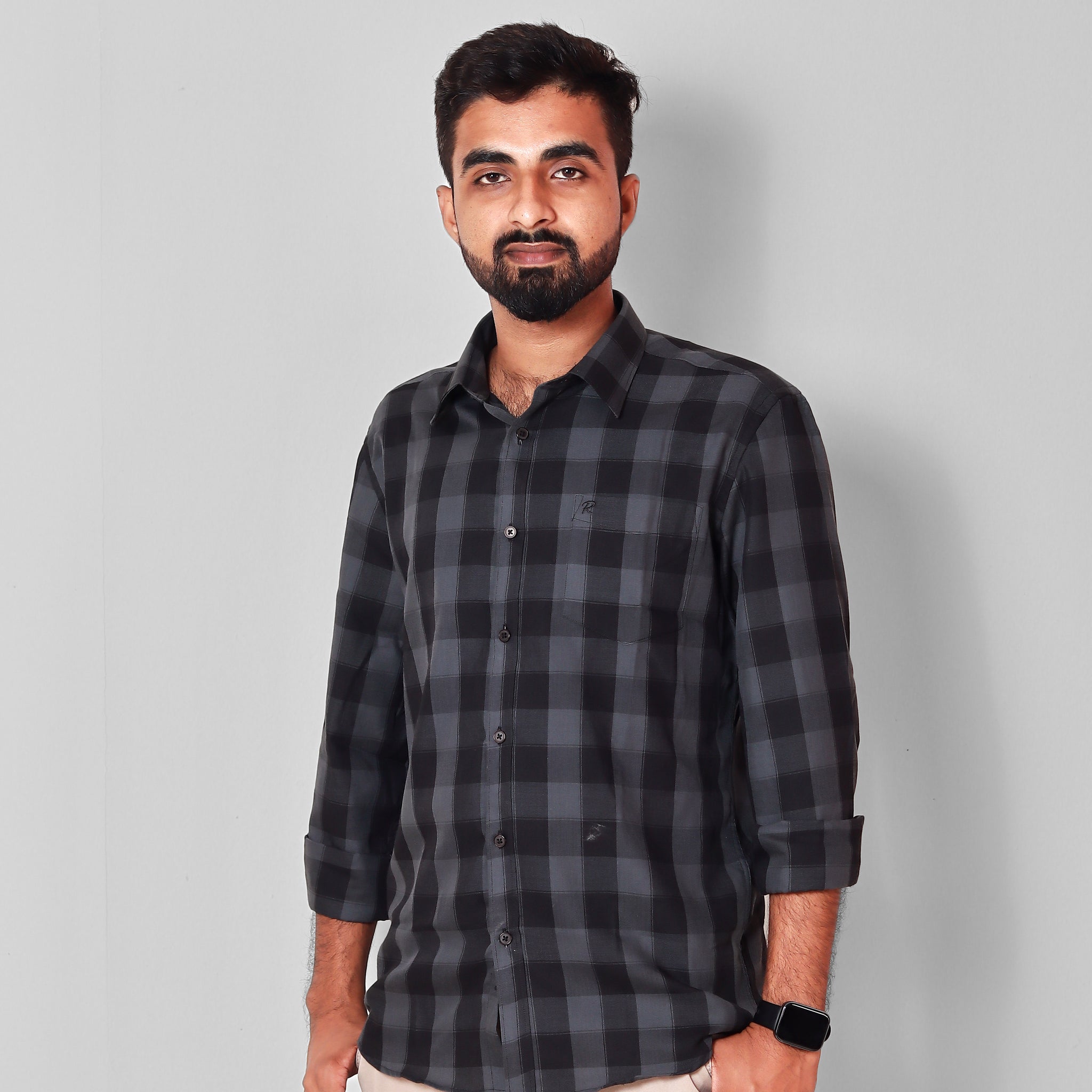 Elegant Pinstripe Noir - Classic Black Stripe Shirt for Men.